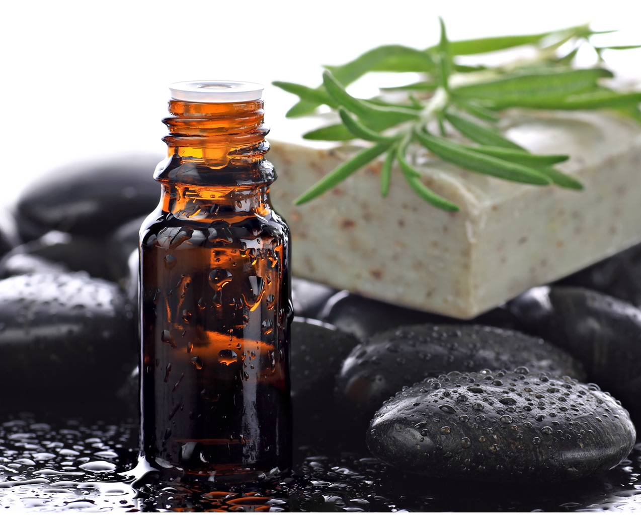 essential oils, aromatherapy, holistic health and wellbeing
